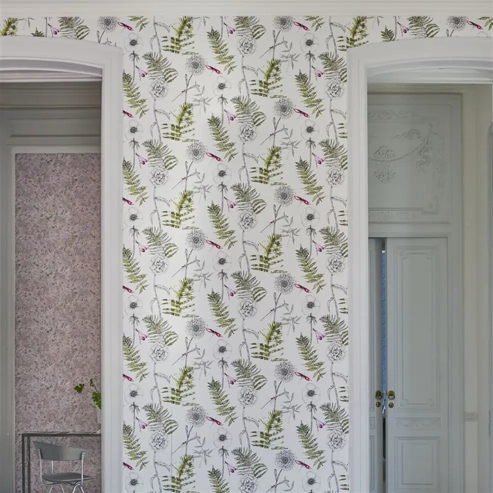 Designers Guild PDG1022/03 Majolica ACANTHUS GOLD - tapeta z motywem kwiatów i ważek