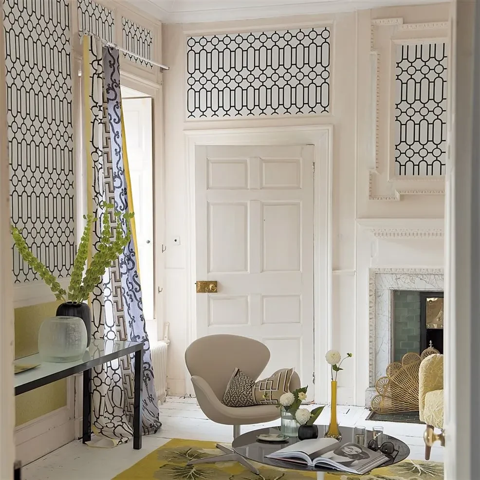 Designers Guild P537/02 Nabucco PORDEN - PEARL - tapeta z motywem kratki