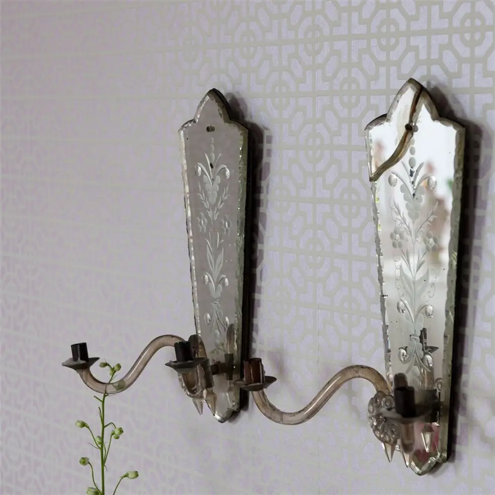 Designers Guild P535/01 Naturally III Sussex Ivory - tapeta z motywem geometrycznych kafelek