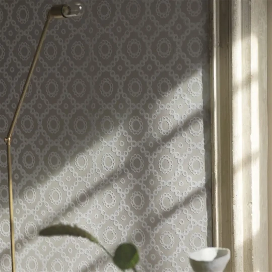 Designers Guild P606/01 Patterned MELUSINE - IVORY - tapeta z motywem łańcuchów