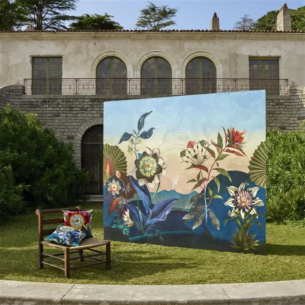 Designers Guild PCL7035/01 Scenes & Murals II ATLANTIS AUBE - mural z motywem egzotycznych kwiatów i gór