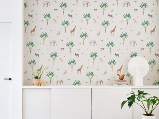 BN 200429 Creative Lab Amsterdam Sweet Wildlife - mural z motywem palm, słoni, żyraf, ptaków i dzikich kotów