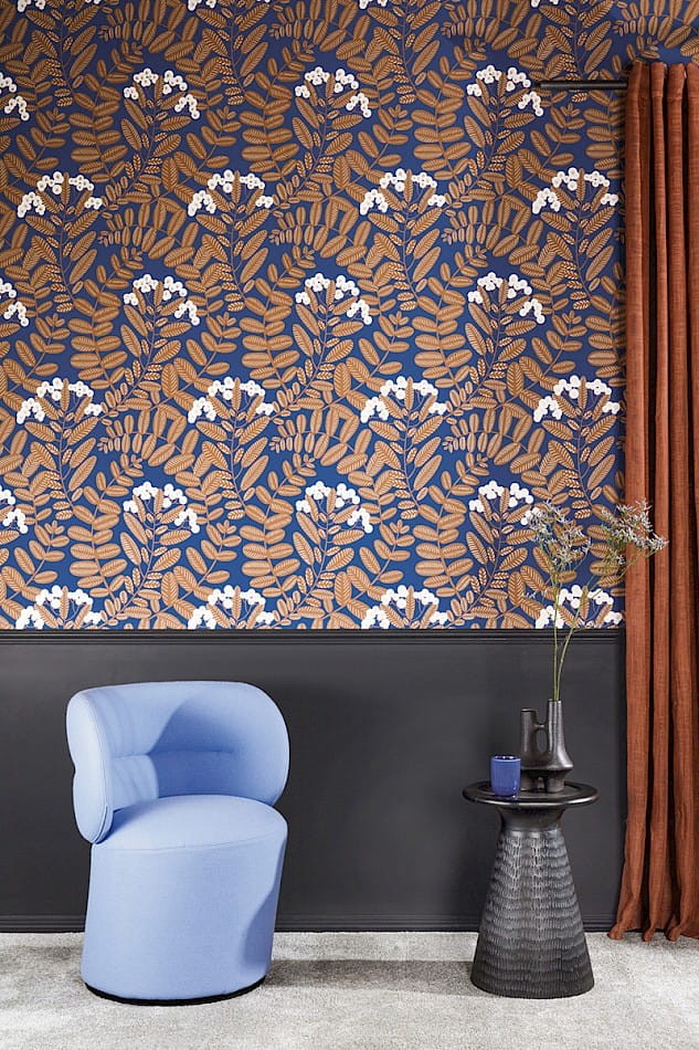 Khroma YSA002 Mysa Bodie Cobalt - tapeta roślinna