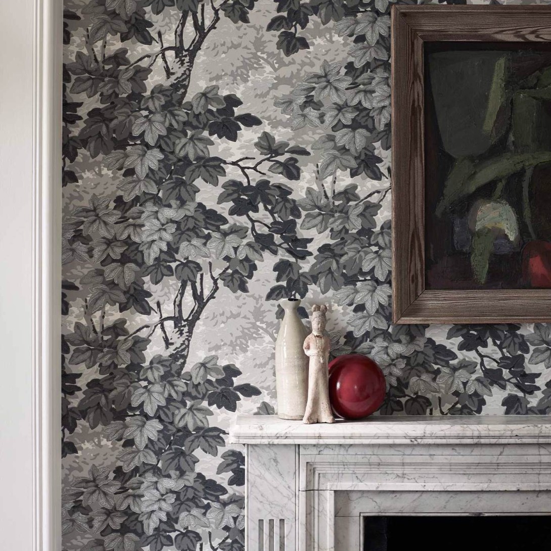 Zoffany ZINW310059 Kensington Walk Richmond Park Charcoal - tapeta w liście