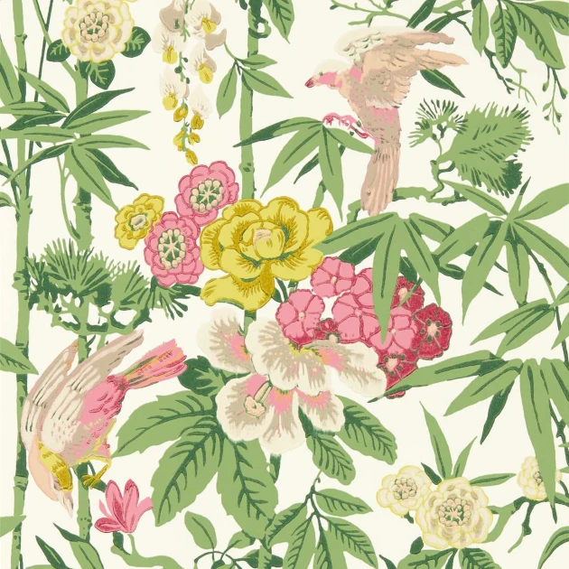 Sanderson 217130 Water Garden Bamboo & Birds Sacillion Green - tapeta w kwiaty i ptaki