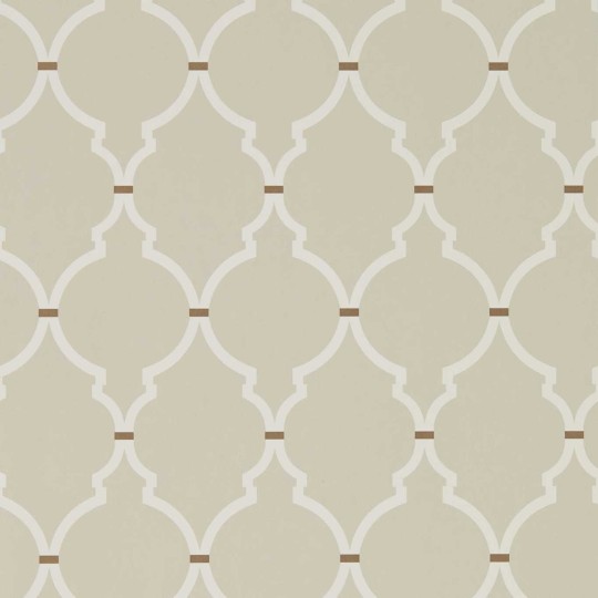 Sanderson 216337 Water Garden Empire Trellis Linen/Cream - tapeta z koniczyną marokańską