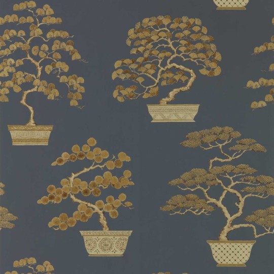 Sanderson 217109 Water Garden Penjing Ink Black/Gold - tapeta z drzewem bonsai