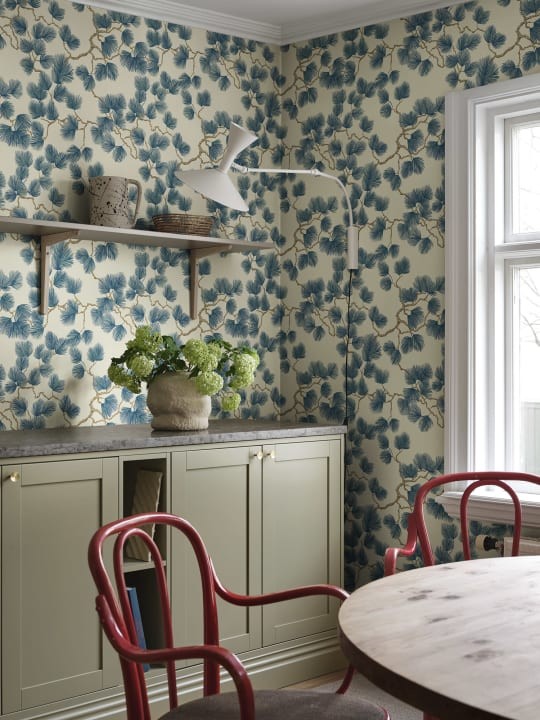 Sandberg S10327 Mons Klint Pine Blue - tapeta w liście sosny