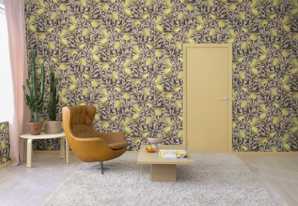 Rebel Walls R18684 Cottage Cool Lemon Tree Pink - mural z motywem cytryn