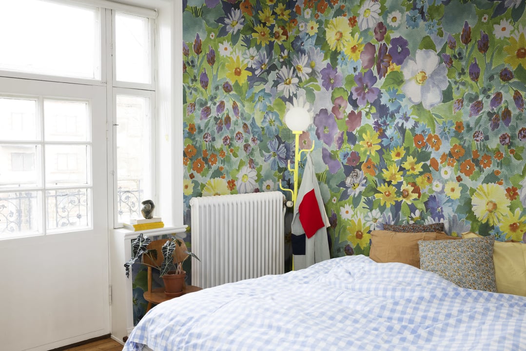 Rebel Walls R18658 Cottage Cool Vintage Summer Field Happy - mural z motywem kwiatów