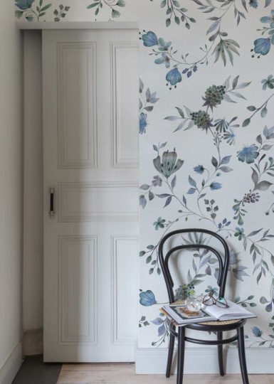 Rebel Walls R18653 Cottage Core Blossom Fling Blue - mural w kwiatki