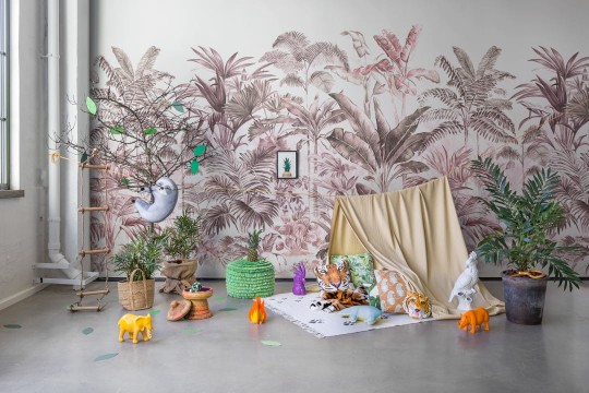 Rebel Walls R15903 Bouquet Pride Palms Plum - mural egzotyczny