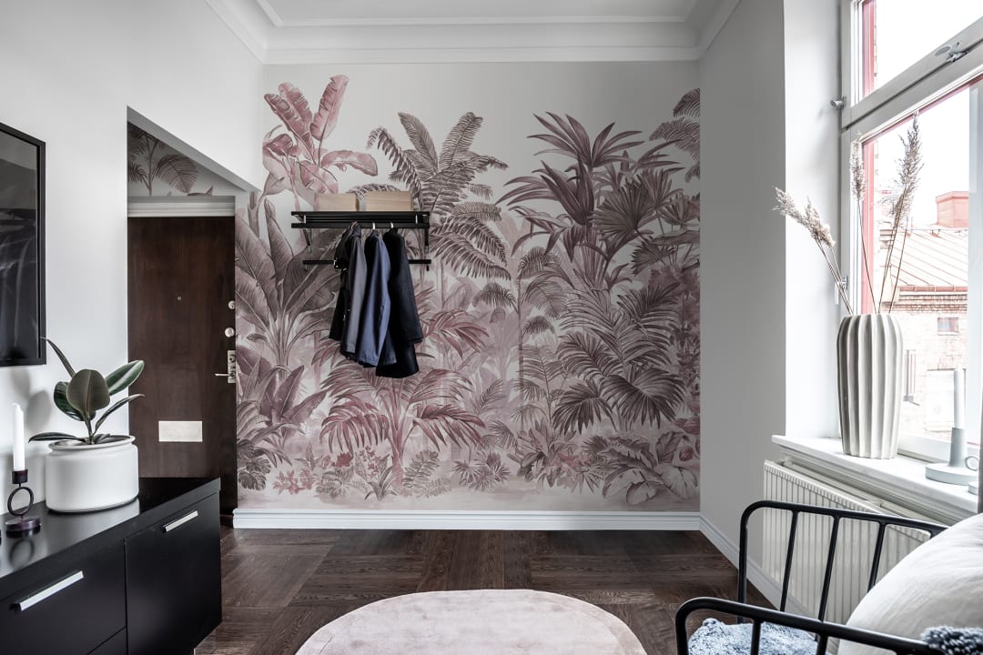Rebel Walls R15903 Bouquet Pride Palms Plum - mural egzotyczny