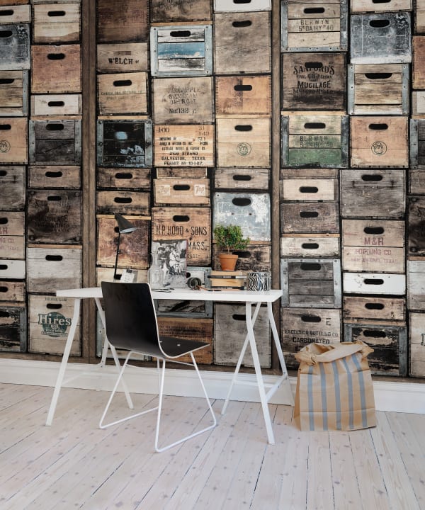Rebel Walls R12902 Frontage Industriel Urban Farm L.A. Vintage - mural vintage ze skrzyniami