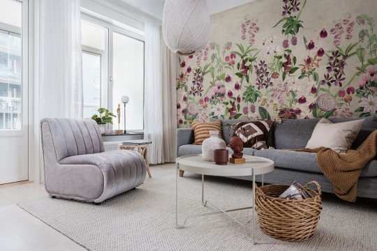 Rebel Walls R17161 Moss & Coral Alice’s Garden - mural z motywem ogrodu