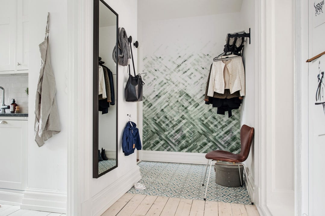 Rebel Walls R12894 Palette Dream Weaver Verde - mural z plecioną trawą