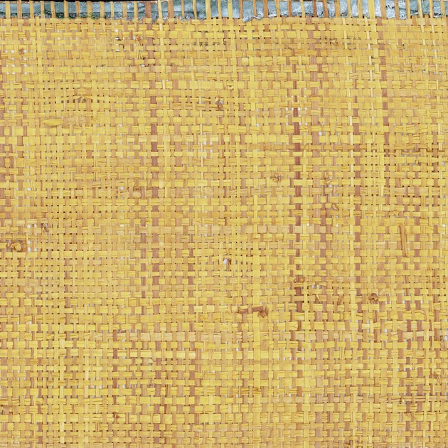Elitis RM 979 20 Raw Raffia Tsarabanjina – tapeta tkana z rafii i wstążek jedwabnych