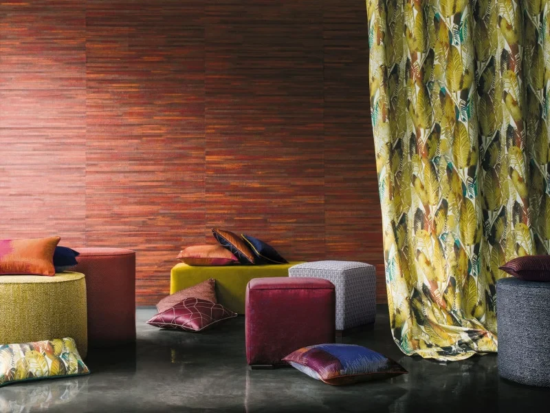 Casamance 70240189 Manado Pao - tapeta w cieniowane pasy