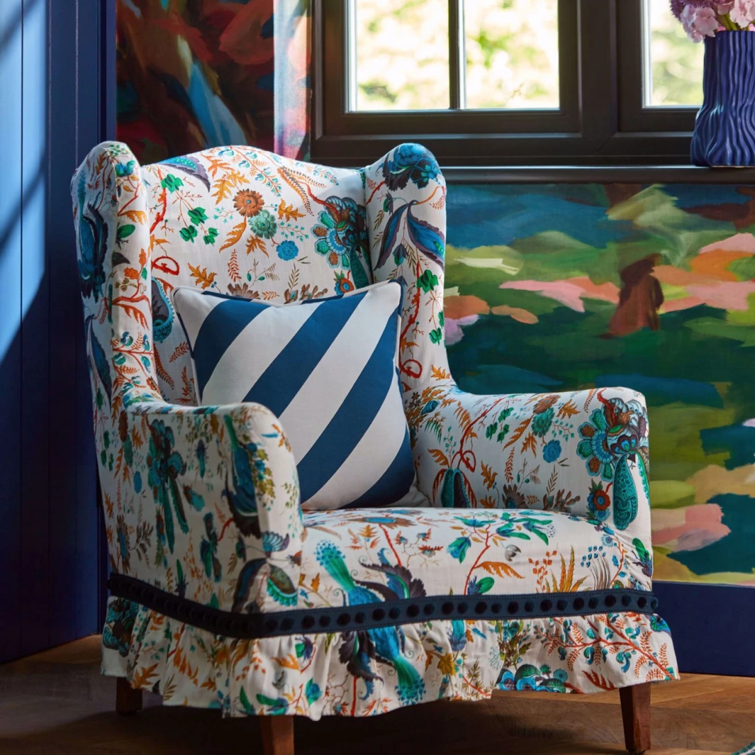 Harlequin 113068 Sophie Robinson In The Woods Sky/Emerald/Carnelian - tapeta leśna