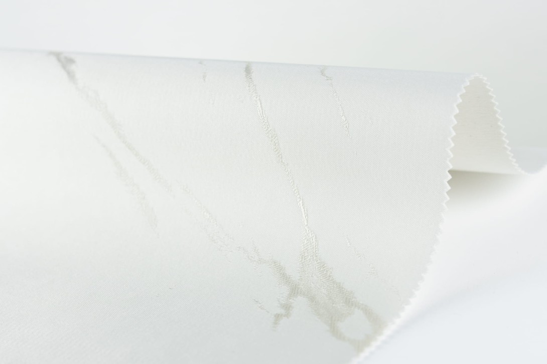 Walltextile 1-18 Ladywall - tapeta jak marmur