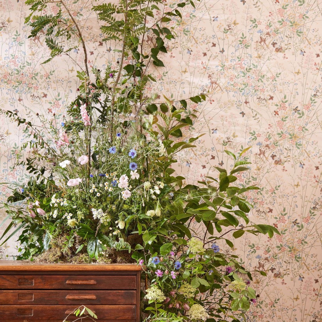 Sanderson 217276 Disney Home Bambi Sugared Almonds - tapeta z sarenką