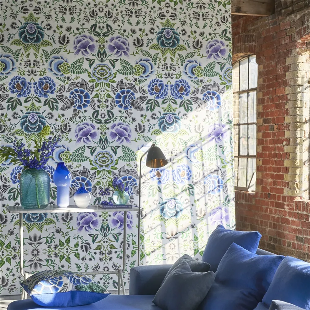 Designers Guild PDG1168/01 Scenes and Murals III Rose De Damas Cobalt - tapeta w kwiaty