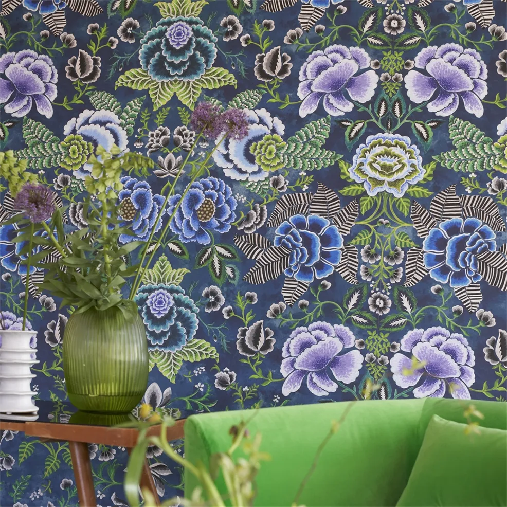 Designers Guild PDG1168/03 Scenes and Murals III Rose De Damas Indigo - tapeta w kwiaty
