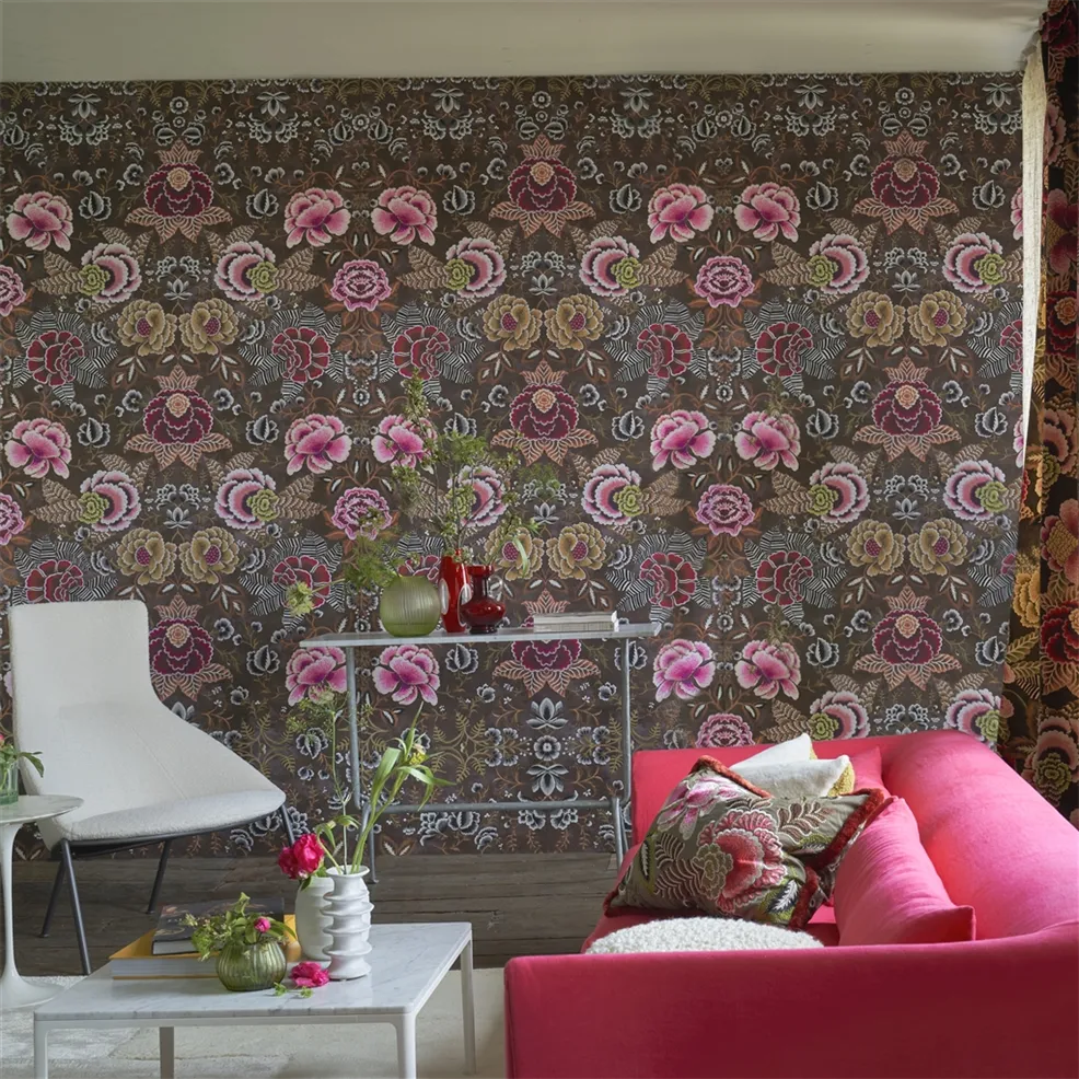 Designers Guild PDG1168/04 Scenes and Murals III Rose De Damas Cranberry - tapeta w kwiaty