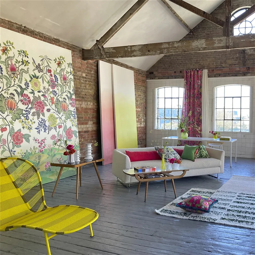 Designers Guild PDG1169/01 Scenes and Murals III Brocart Decoratif Fuchsia - tapeta w kwiaty