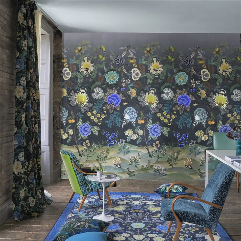 Designers Guild PDG1169/03 Scenes and Murals III Brocart Decoratif Indigo - tapeta w kwiaty