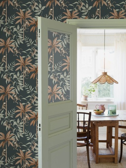 Boras Tapeter 6937 Newbie Jungle Friends Blue - tapeta dżungla z małpkami i palmami