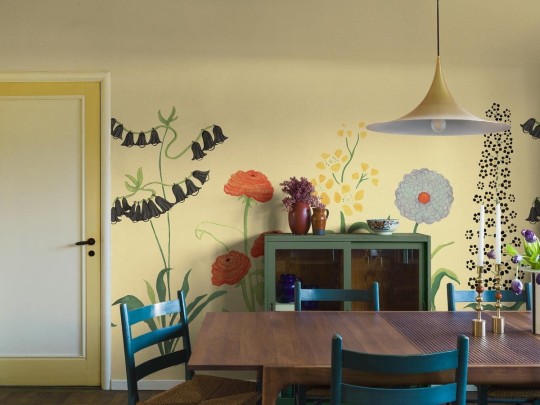 Boras Tapeter 9565W Studio Collabs Astrid Wilson Hollyhock - mural łąka