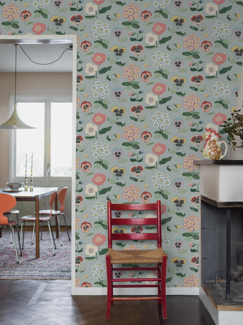Boras Tapeter 9569W Studio Collabs Astrid Wilson Posy Blue - mural wiosenne kwiaty