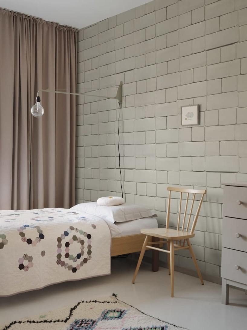 Rebel Walls R18764 Natural Aesthetic Flight of Tiles Clay - mural imitujący kafelki