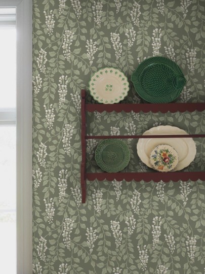 Boras Tapeter 5710 Orangeri Blaregn Green - tapeta w liście i kwiaty glicynii