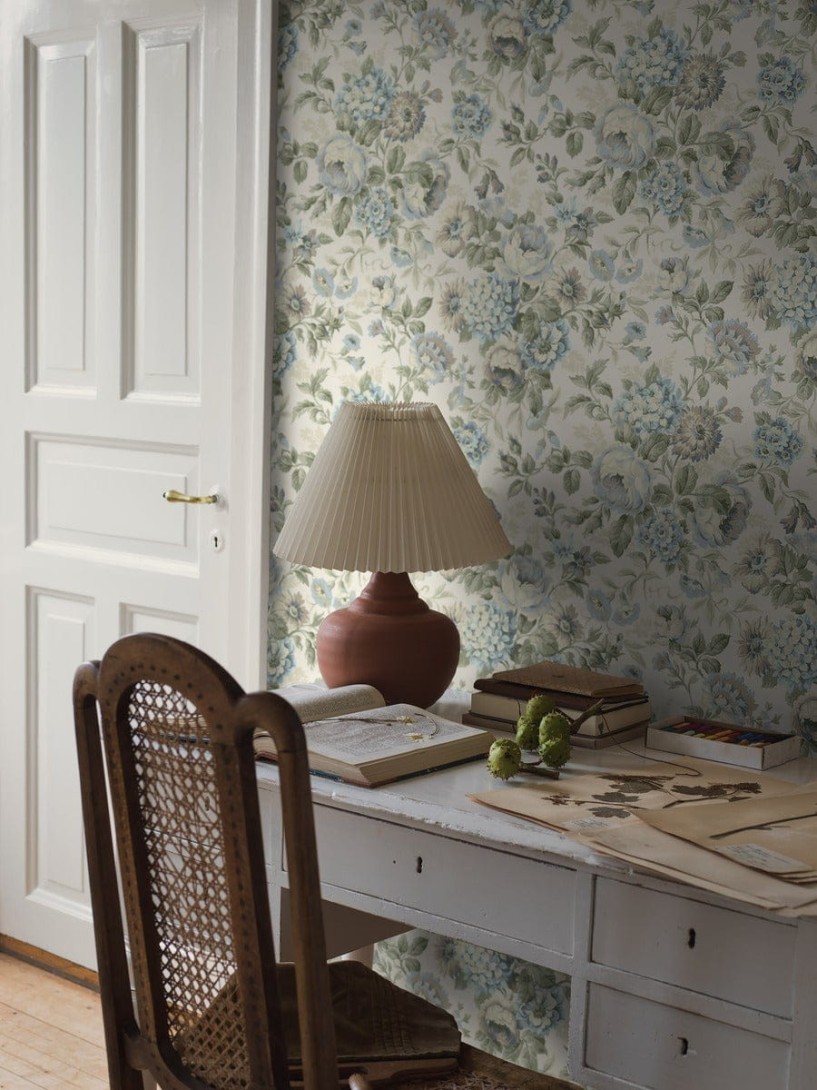 Boras Tapeter 5726 Orangeri Hortensia Blue - tapeta w hortensje