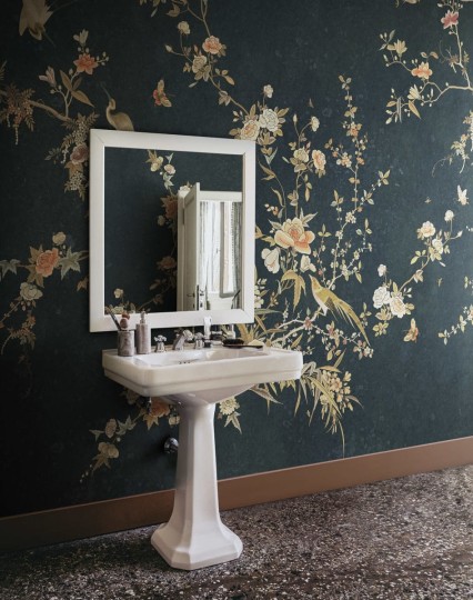 Sandberg S10428 Chinoiserie Garden Bloom Midnight Blue - mural w kwiaty