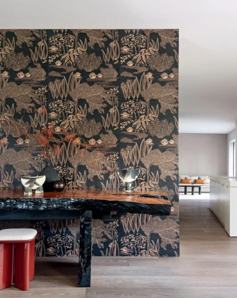 Casamance 71360212 Hikari Hasu Naturel mordoré - tapeta haftowana w ogród japoński