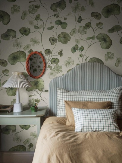 Boras Tapeter Studio 9576W My Feldt Gronska - mural w kwiaty nasturcji