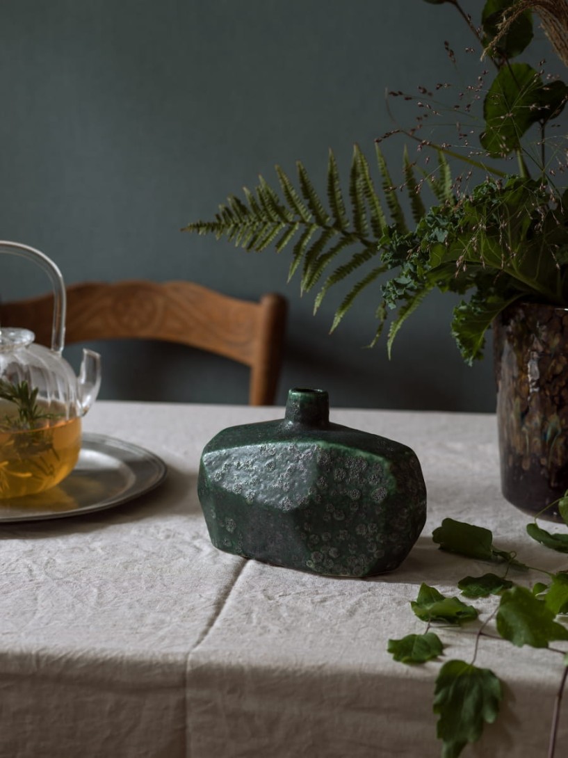 Boras Tapeter 4425 Linen Deep Forest - tapeta lniana zielona