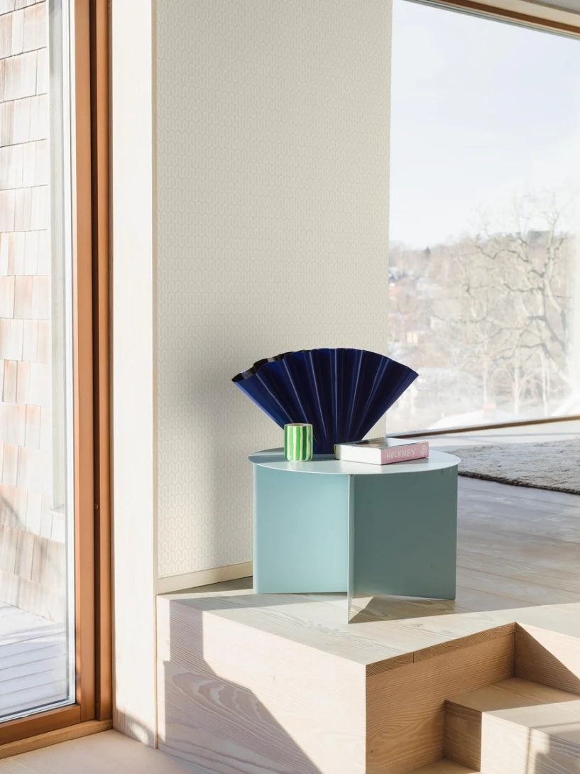 Boras Tapeter 1991 Graphics Arne Jacobsen Ypsilon White - tapeta geometryczna