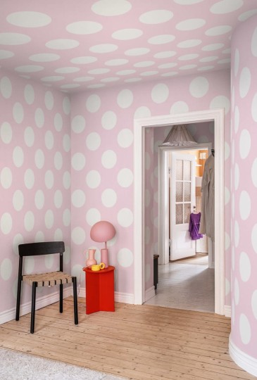 Rebel Walls R20029 Happy Socks Big Dots Pink - mural w duże kropki