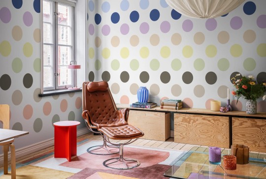 Rebel Walls R20030 Happy Socks Big Dots Pastel - mural w duże kropki