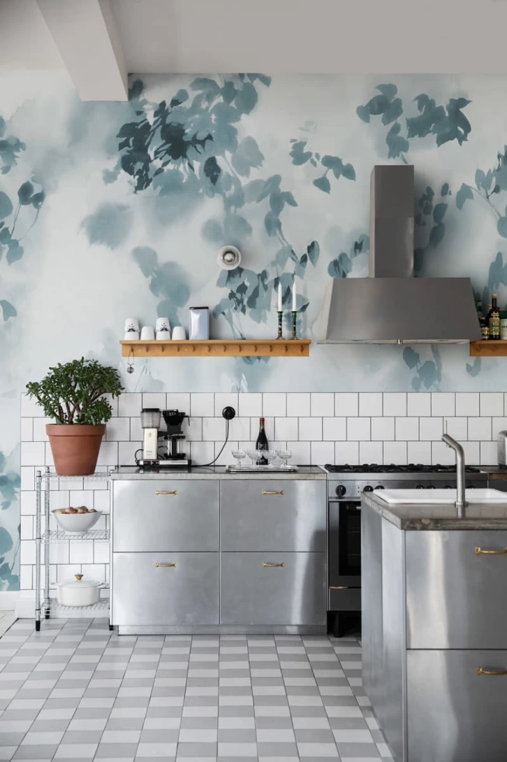 Rebel Walls R18892 Mystic Shades Hazy Leaves Blue - mural w cienie liści