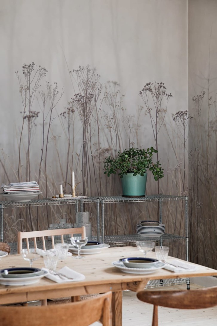 Rebel Walls R18853 Mystic Shades Autumn Haze Beige - mural w motyw łąki