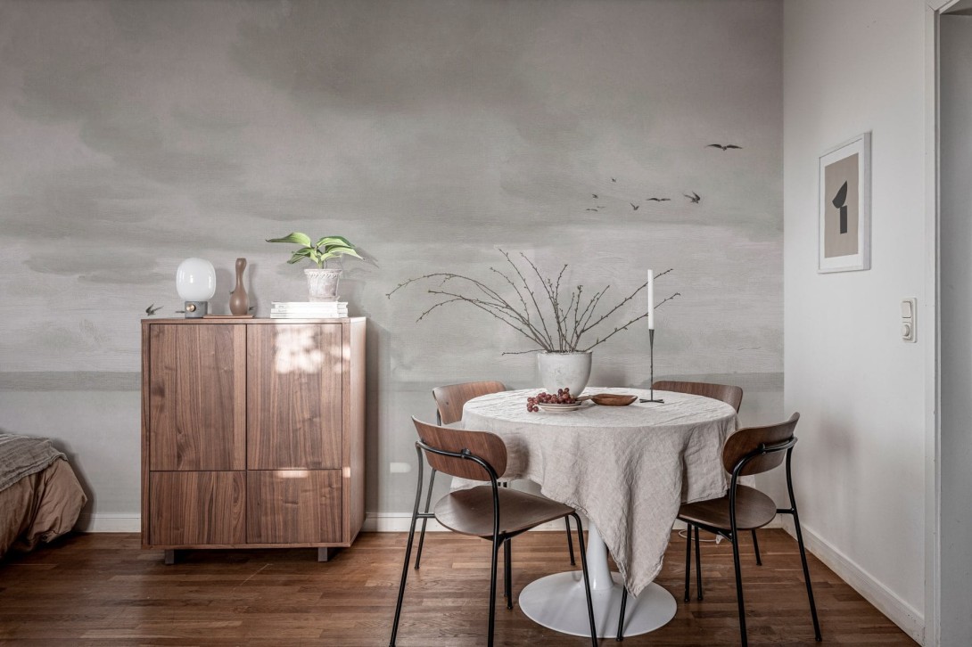 Rebel Walls R18845 Mystic Shades Seabirds Beige - mural w morski krajobraz