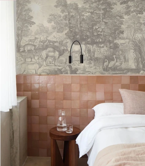Wallcolors TAP-9016 Vintage Therapy Fauna Fresco Beige - mural w zwierzęta