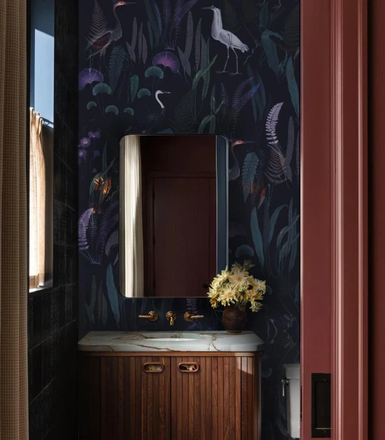 Wallcolors TAP-8805 Animals Kingdom Calm Heron Purple - mural w roślinny motyw i ptaki