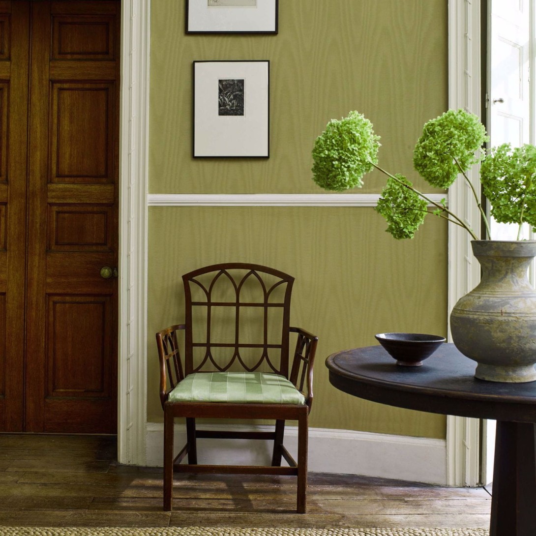 Zoffany 313074 Moiré Pale Jade - tapeta bawełniana imitująca tkaninę mora