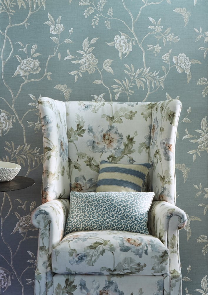 Colefax and Fowler 07165/07 Jardine Florals W/P Swedish Tree Pink - tapeta w stylizowany wzór roślinny